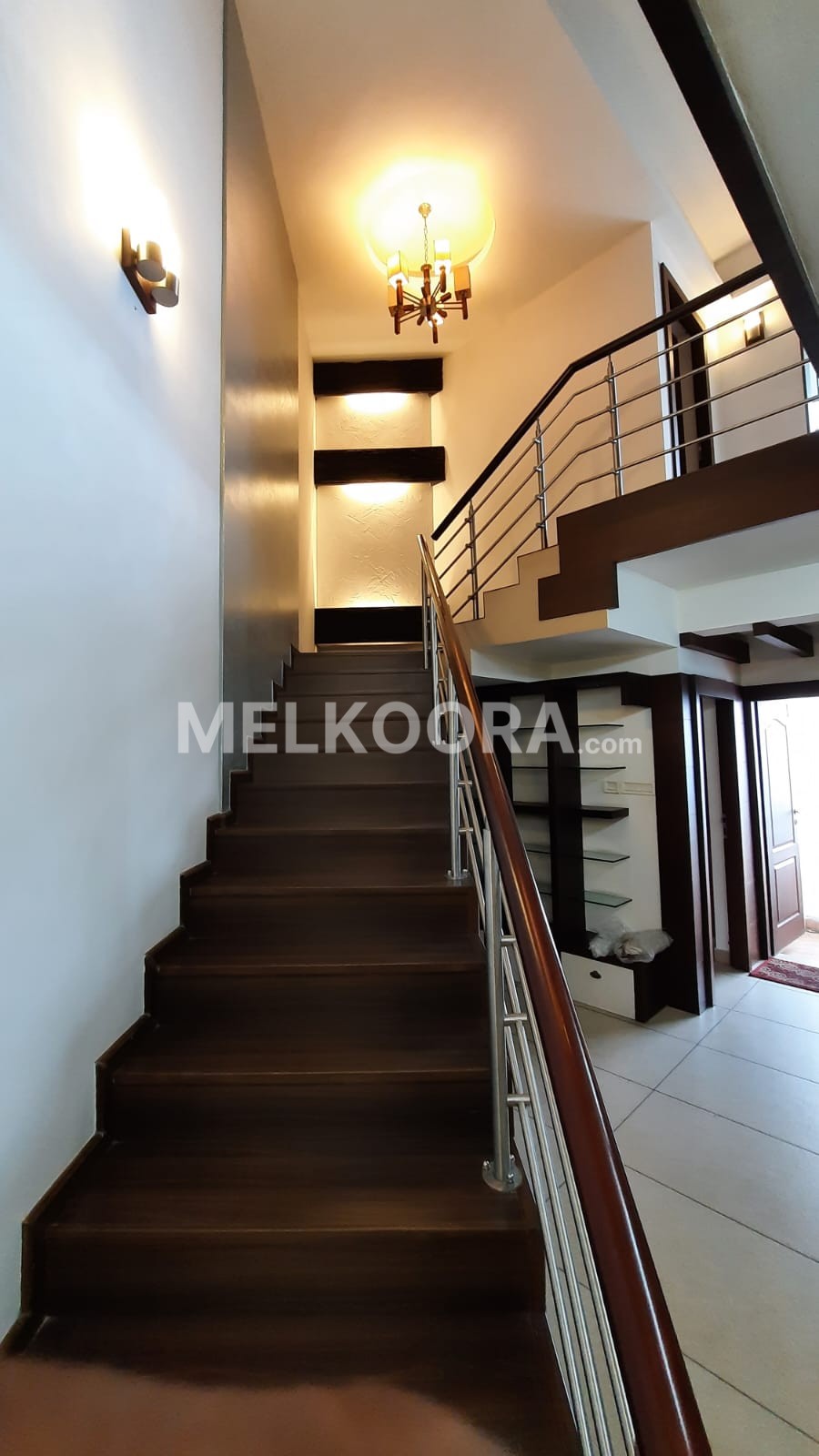 4 BHK FULLY FURNISHED DUPLEX FLAT IN  VYTILA KENT GLASS HOUSE FOR RENT