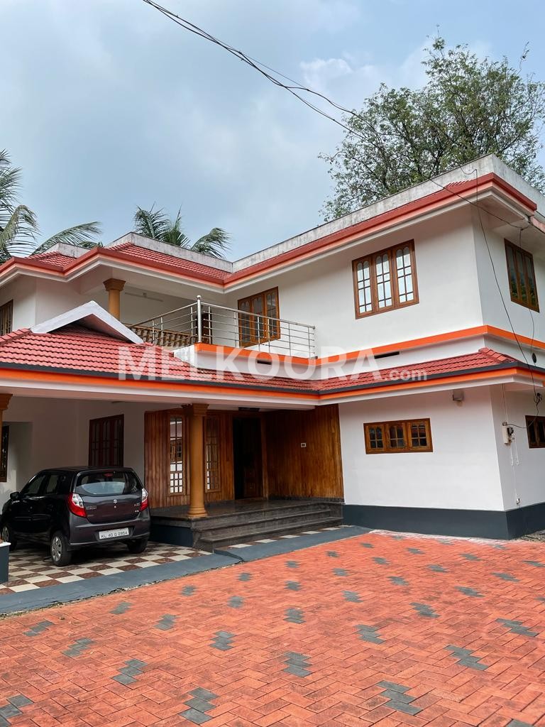 Luxurious 4 BHK Semi-Furnished Villa for sale  in Vengola