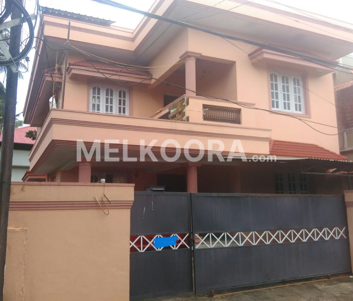 3BHK SEMI FURNISHED HOUSE AVAILABLE AT EDAPPALLY FOR RENT