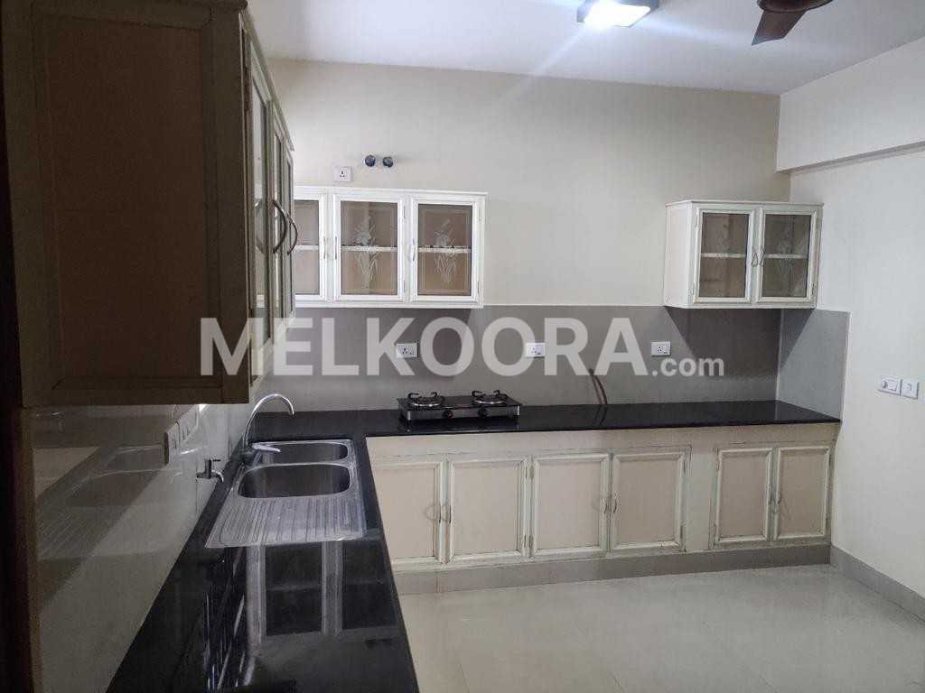 3BHK FULLY FURNISHED FLAT AVAILABLE AT MARINE DRIVE PURVA OCEAN