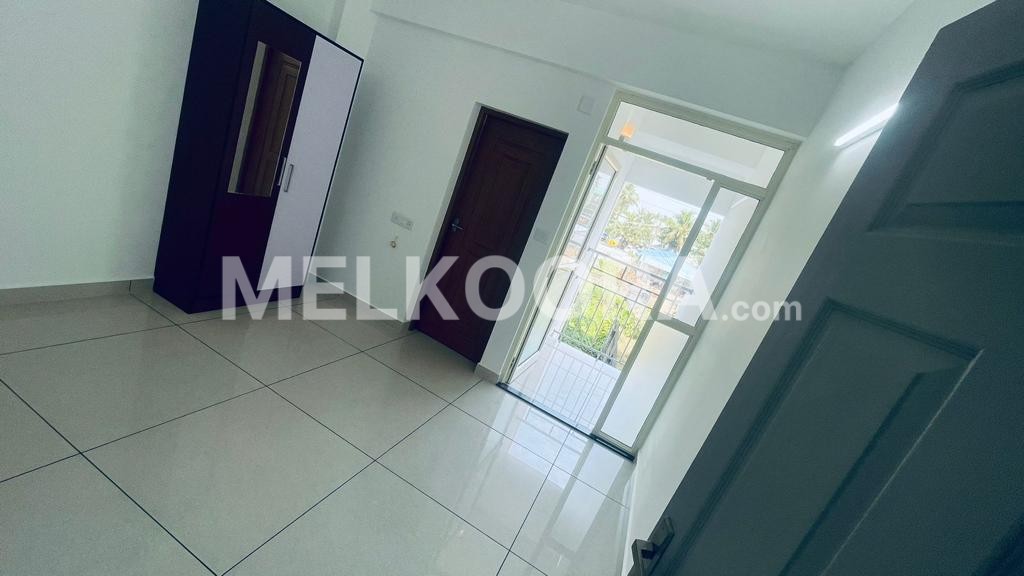 3 BHK SEMI FURNISHED BRAND NEW APARTMENT AVAILABLE AT VAZHAKKALA
