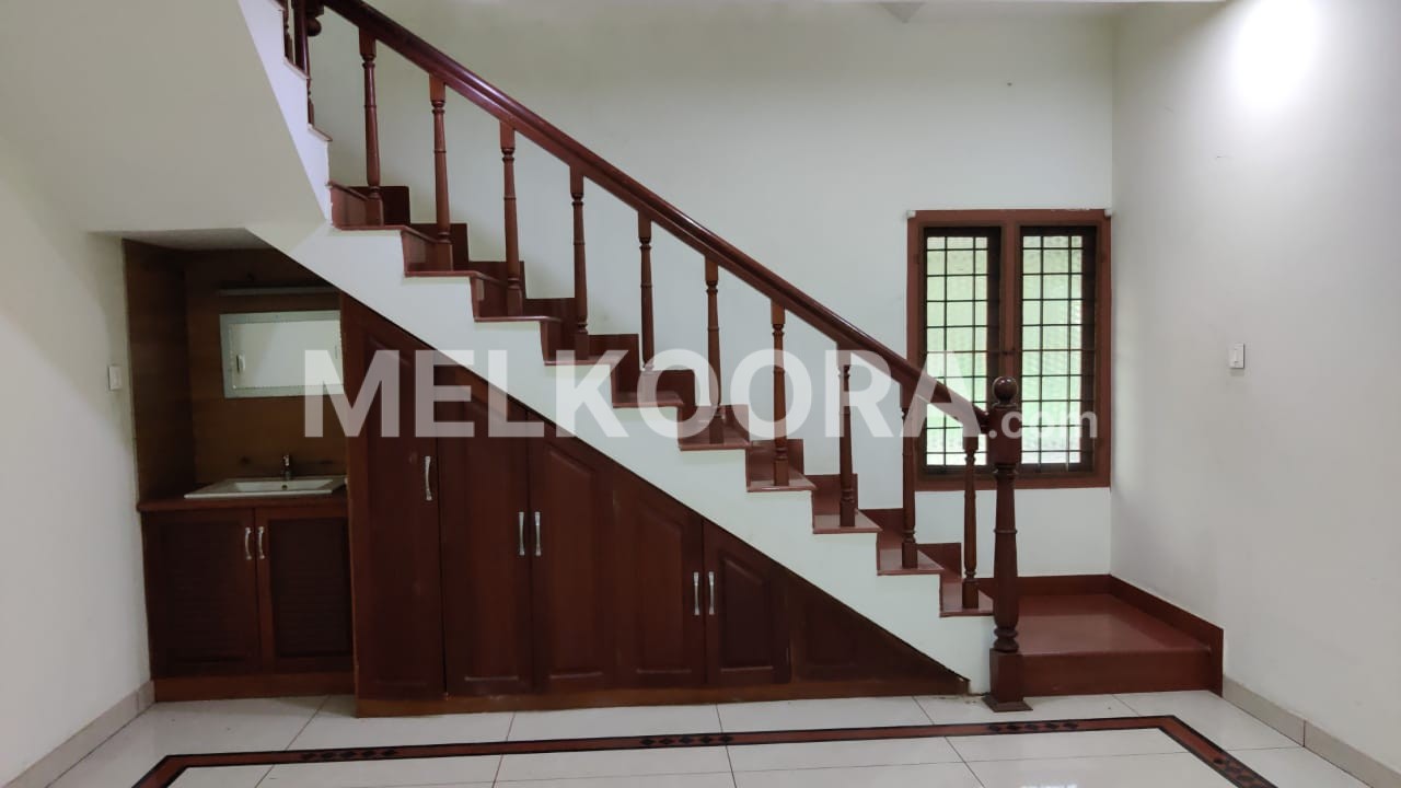 2500 SQ.FT INDEPENDENT VILLA FOR RENT AT ELAMAKKARA