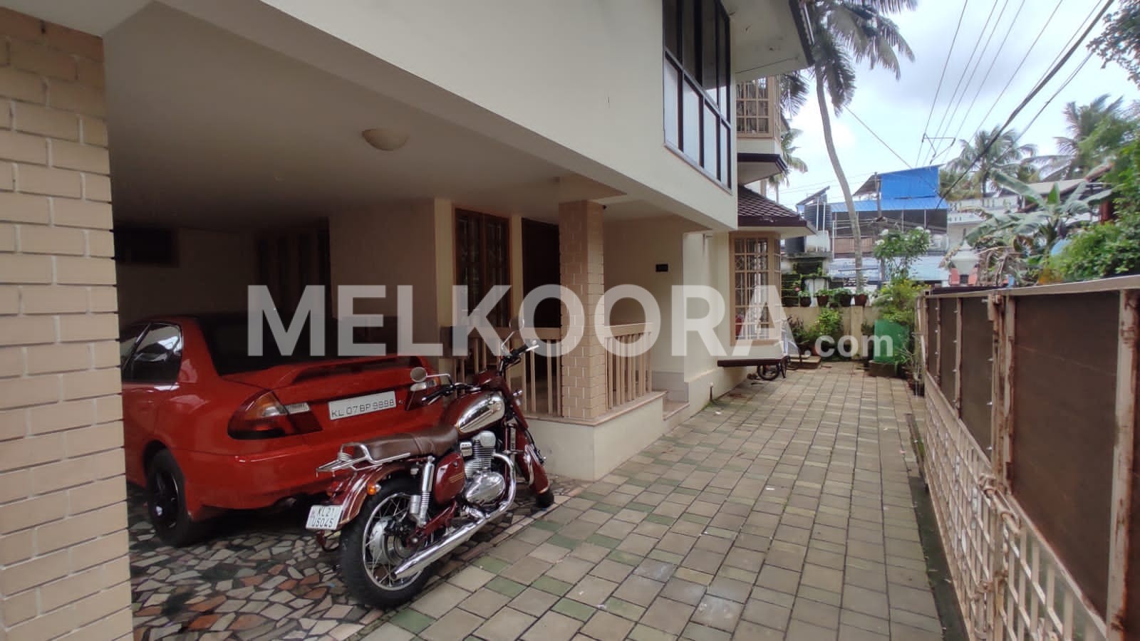 5 BHK Independent House for Sale in Vyttila, Kochi