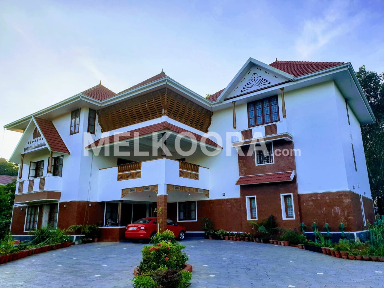 Fully Furnished 6 BHK House for Sale in Nedumbasserry