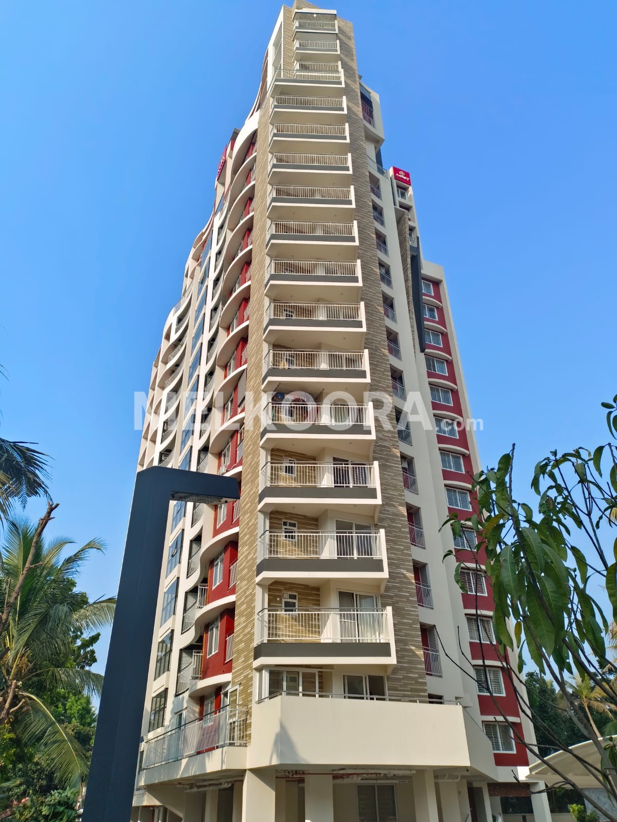 3 BHK UN FURNISHED FLAT FOR SALE IN MARADU