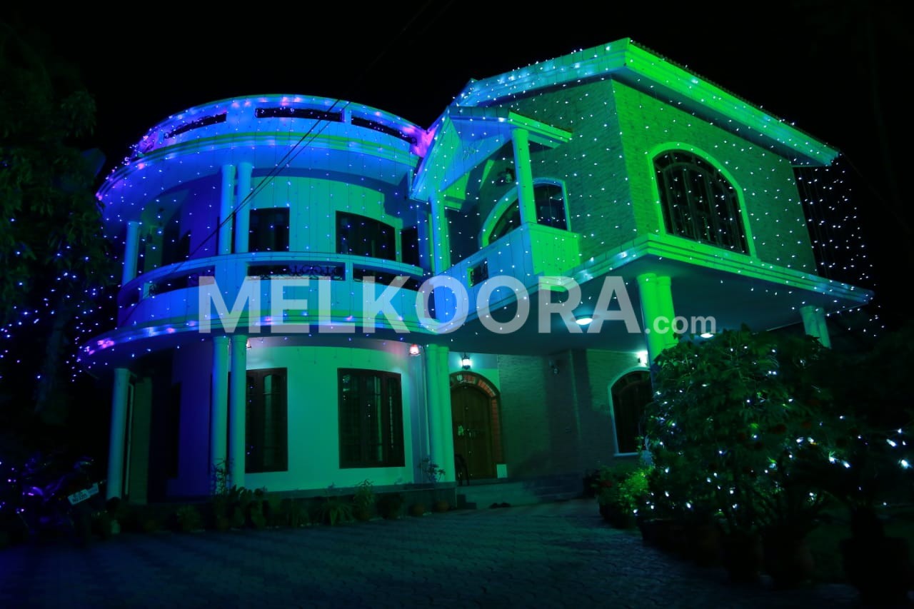 Spacious 5 BHK Semi-Furnished Building for Sale in Vyttila