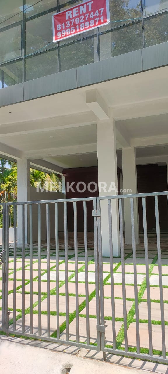 Prime Commercial Building for Rent in Thevara – 400sq.ft