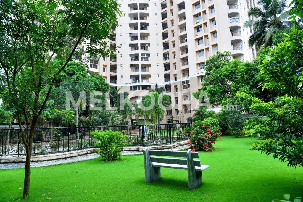 Fully Furnished Flat for Sale in Maradu West Fort Gardens