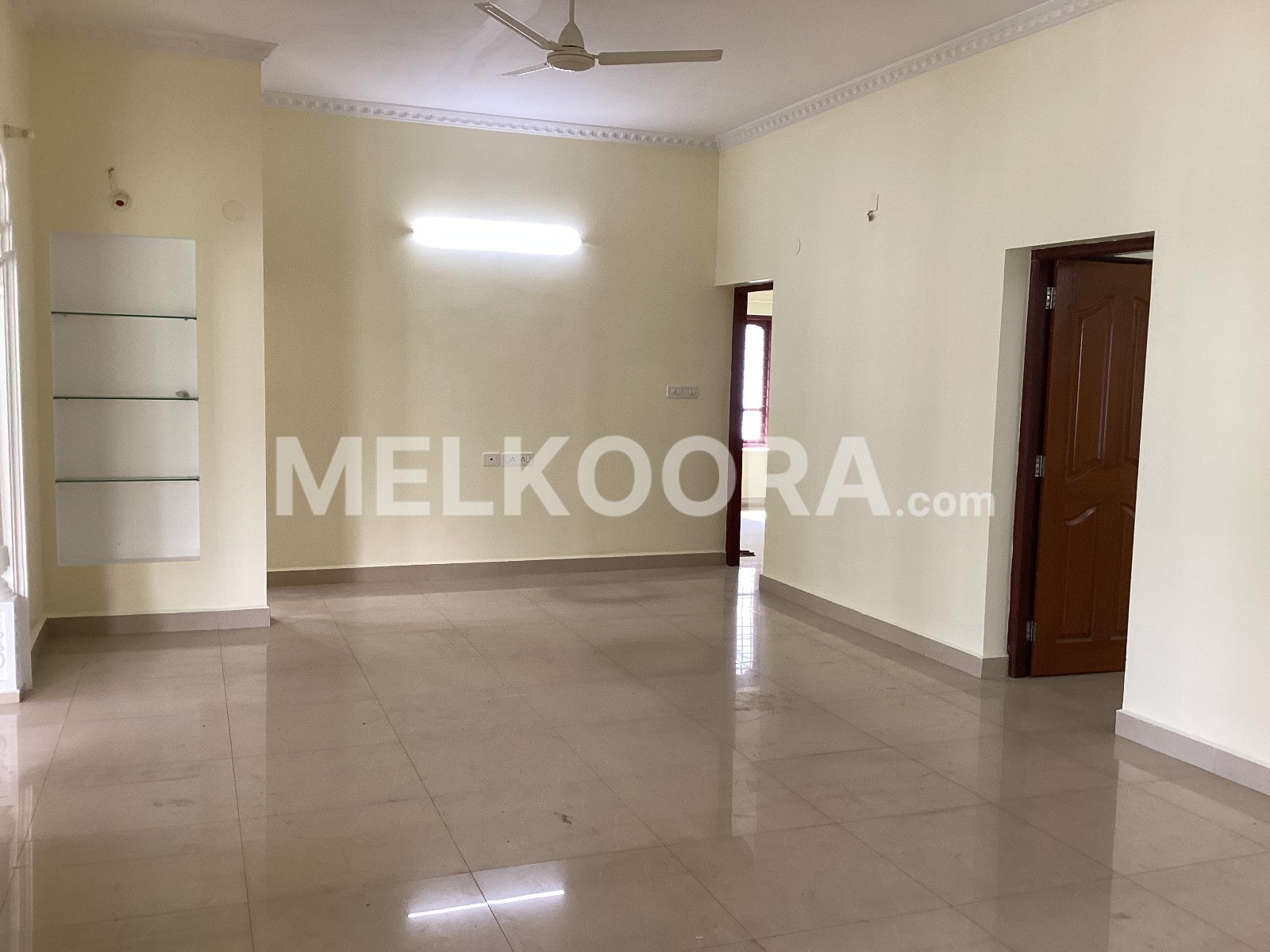 600 sq.ft Semi-furnished Commercial Space for Rent in Palarivattom