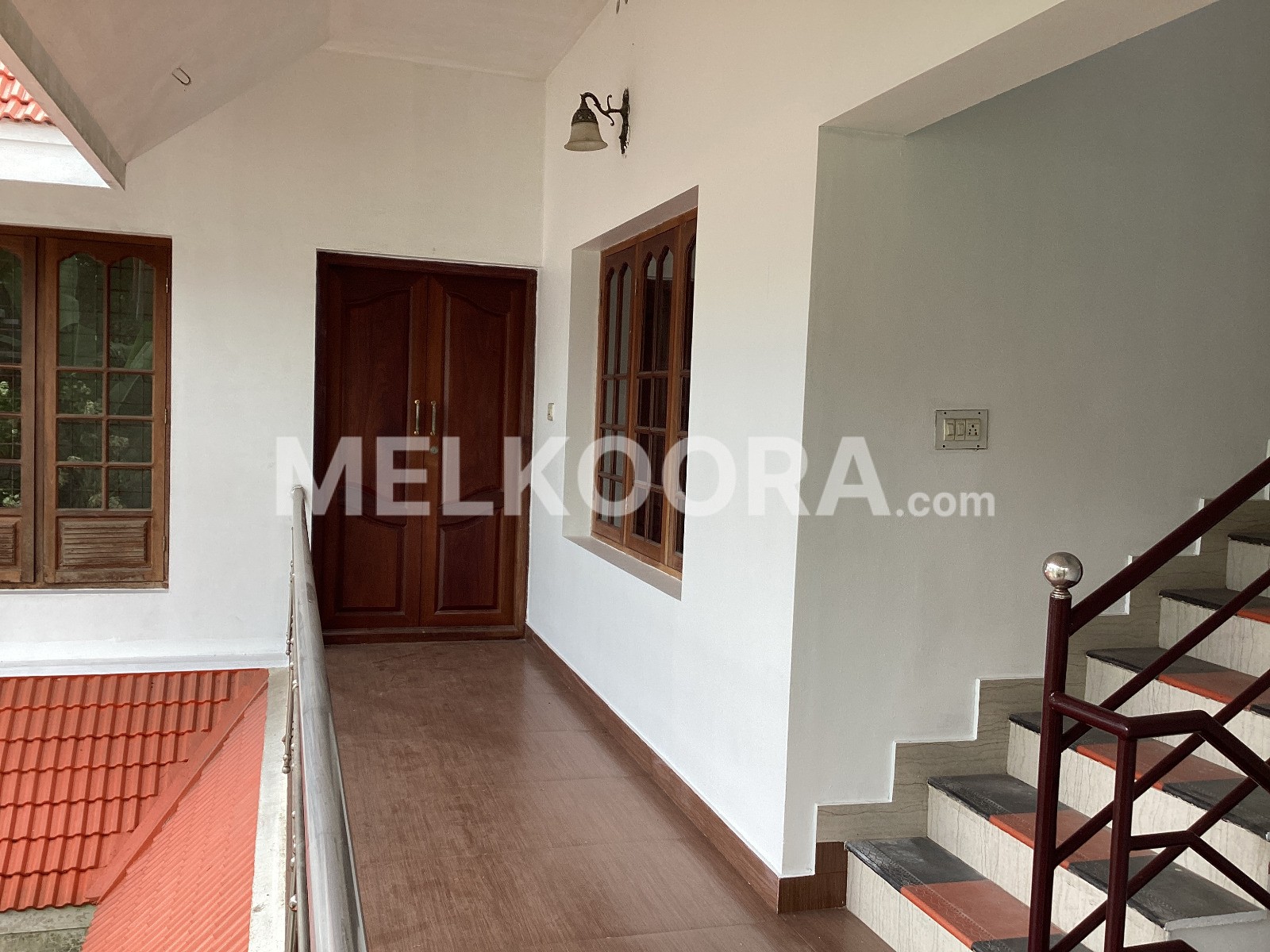 1700 sq.ft Semi-furnished Commercial Space for Rent in Palarivattom