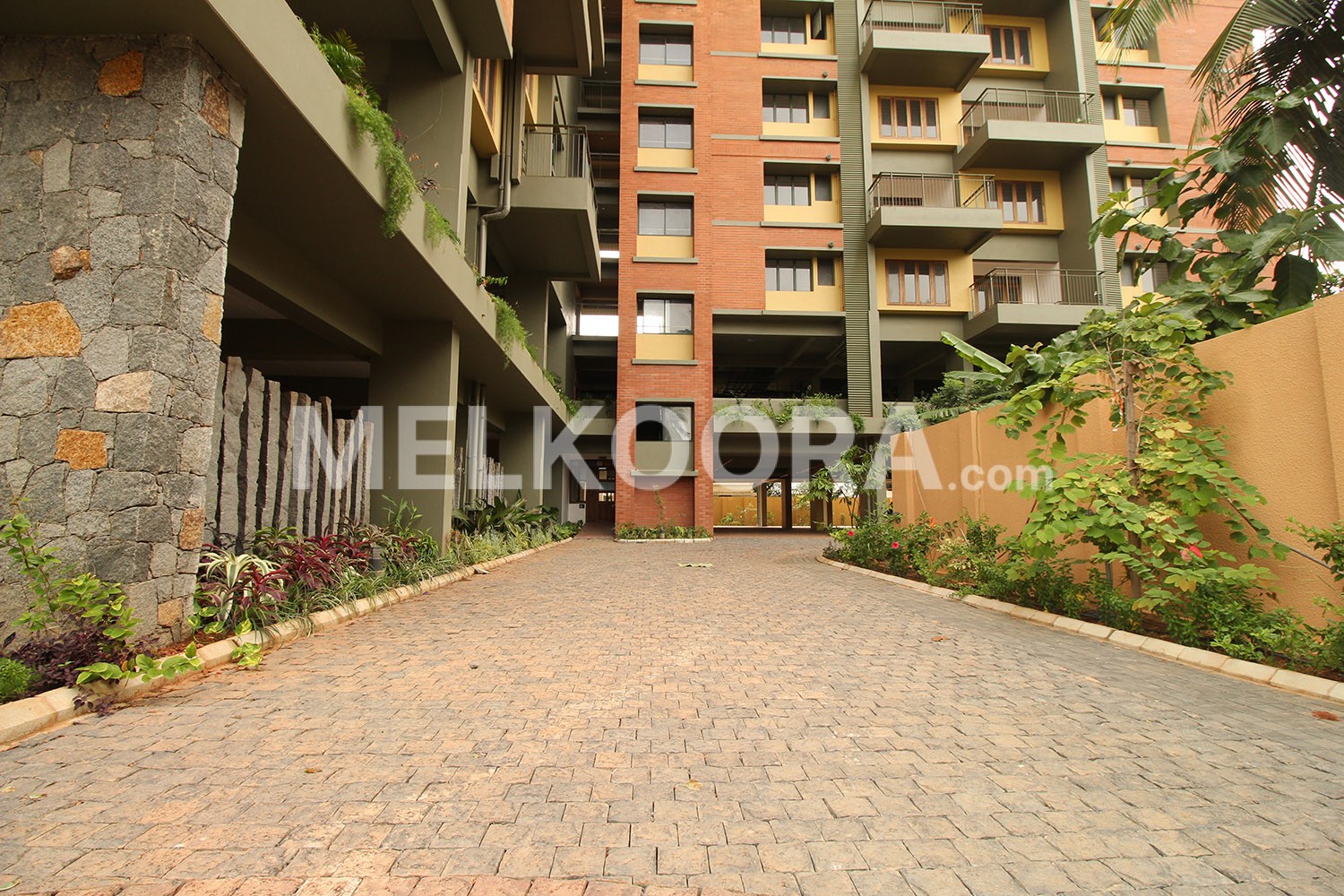 3 BHK Semi-Furnished Flat for Rent in Edappally