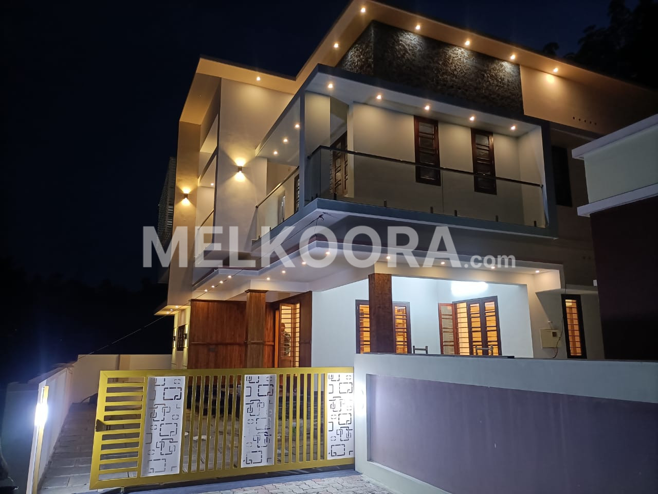 Luxurious 5 BHK Semi-Furnished Posh House for Sale in Kakkanad – 5 Cents, 2300 Sq. ft