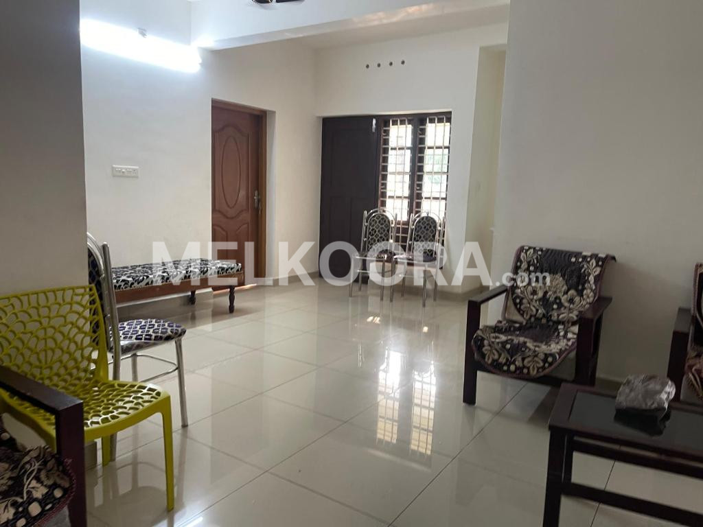 Beautiful 3 BHK Semi-Furnished Flat for Rent in Panampilly Nagar