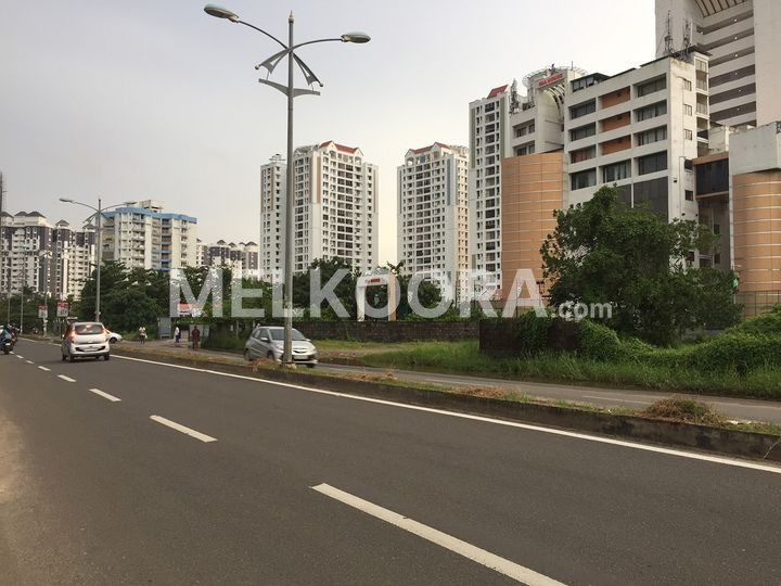 Prime Commercial Land for Sale in Kaloor – Unmissable Opportunity!