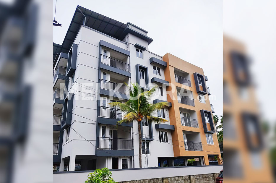 3BHK 1350 Sqft Flat for Sale in Maradu