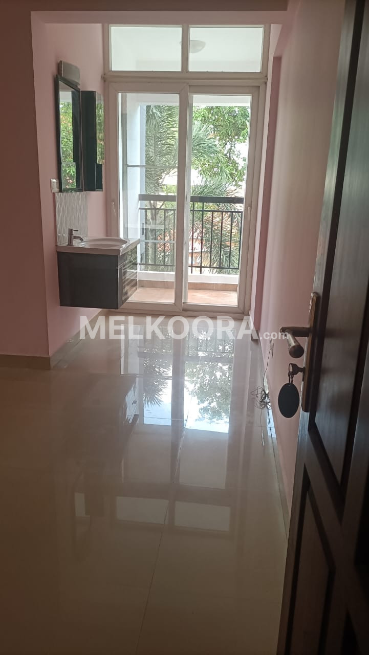 3 BHK 1400 Sqft Flat for Sale in Kalamassery