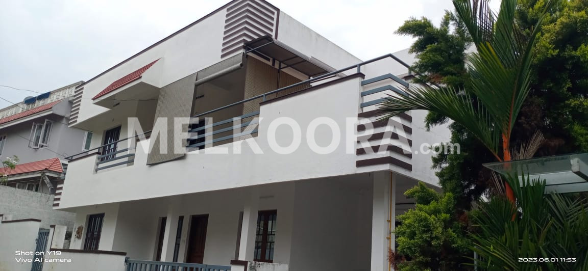 Charming 3BHK 1900Sqft Semi furnished house for Rent at Thevakkal for Rs 18000/month