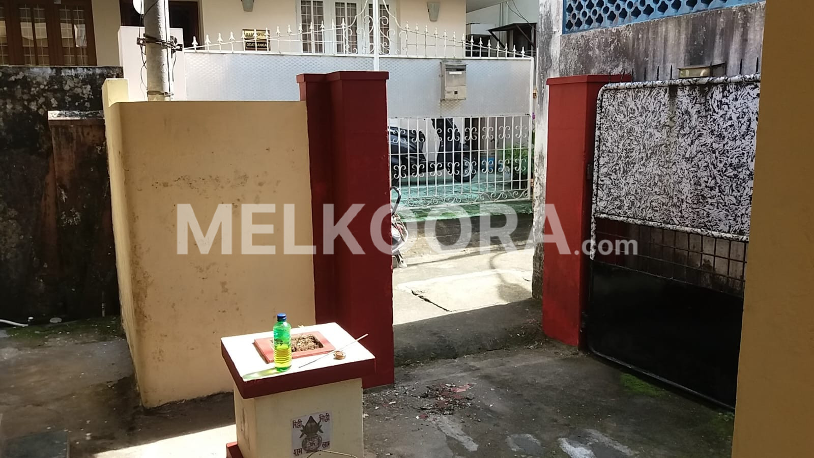 2 BHK 800 Sqft House For Sale in Kaloor