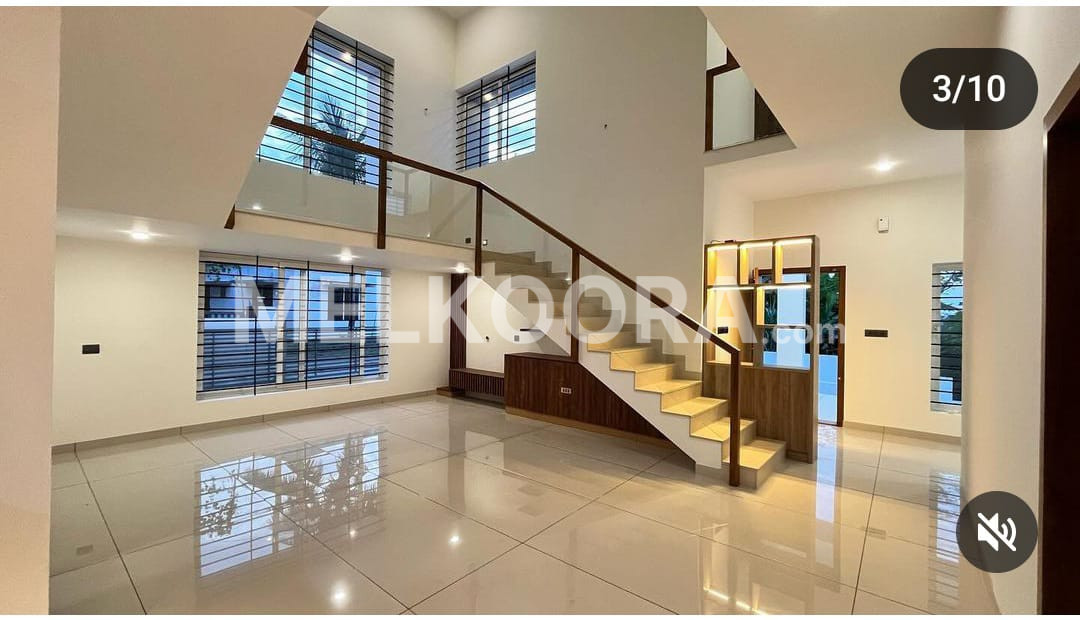 4BHK 4000Sqft Semi Furnished House For Sale at Aluva For Rs 1.75Cr