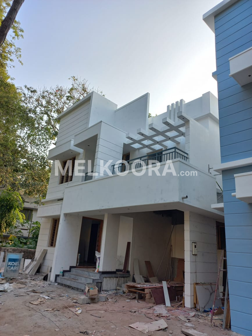 3BHK 1600Sqft Semi Furnished House For Sale at Eroor For Rs 68Lakhs