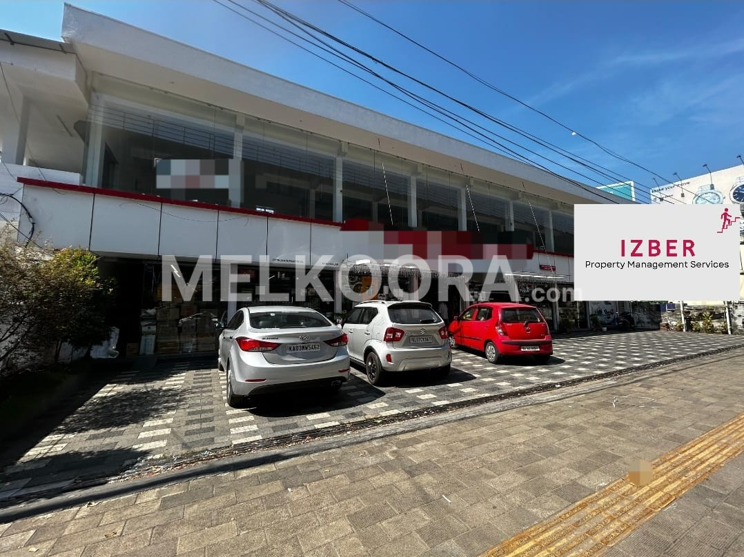 3000Sqft Unfurnished Commercial Space For Rent at Mamangalam For 70Rs Per Sqft