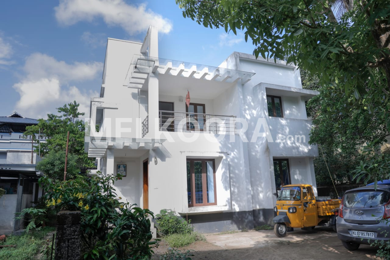 3BHK 1500Sqft Semi Furnished House For Sale at Thrippunithura For Rs 87Lakhs