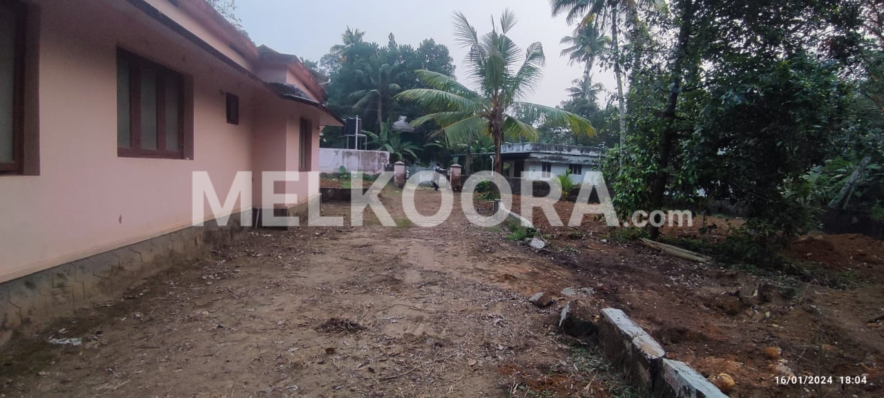 21 Cent Residential Land For Sale at Kothamangalam For Rs 2.5Lakhs Per Cent