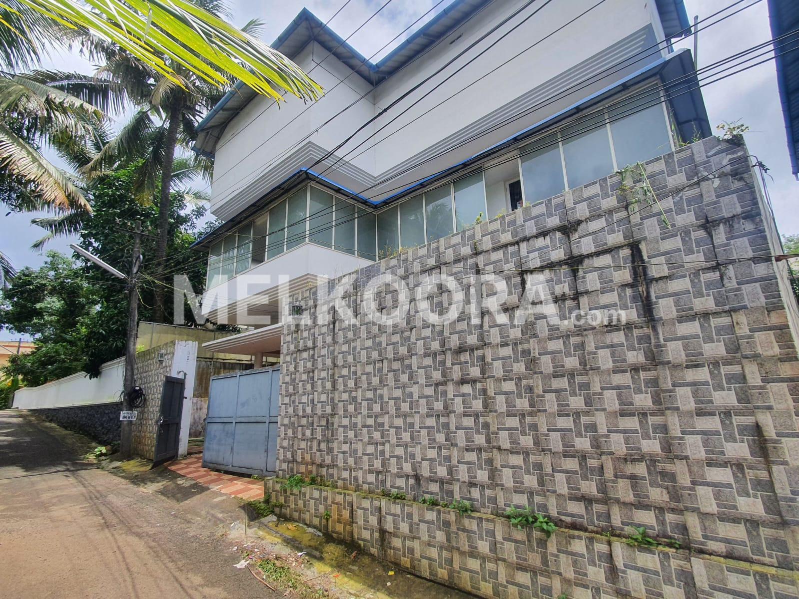 5BHK 4200Sqft Semi Furnished House For Sale at Kalamassery For Rs 85Lakhs