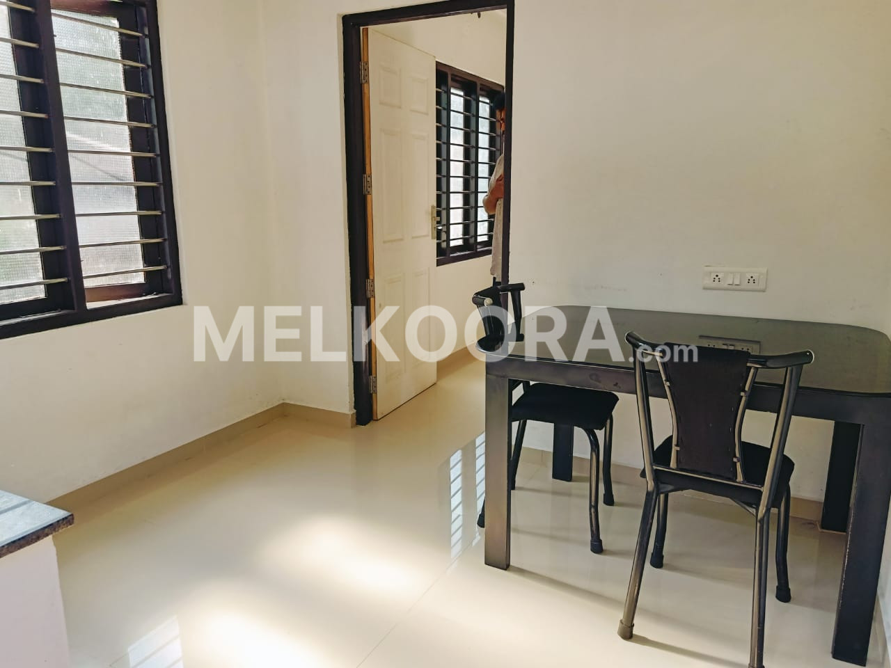 3BHK 2000Sqft Semi Furnished Flat For Sale at Kakkanad For Rs 1Cr