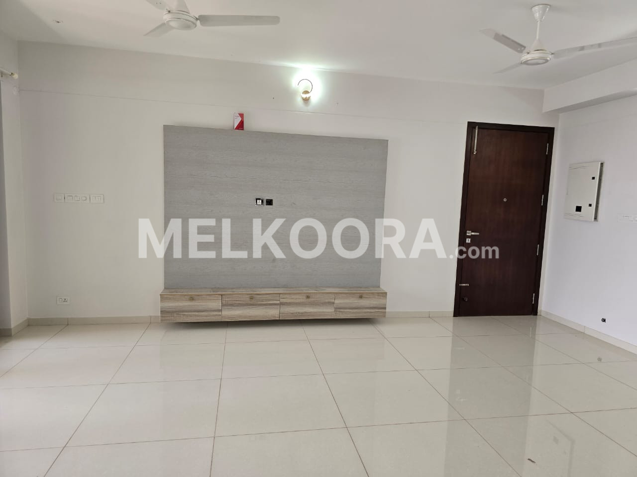 3BHK 2100Sqft Semi Furnished Flat for Rent at Kakkanadu for Rs 45000