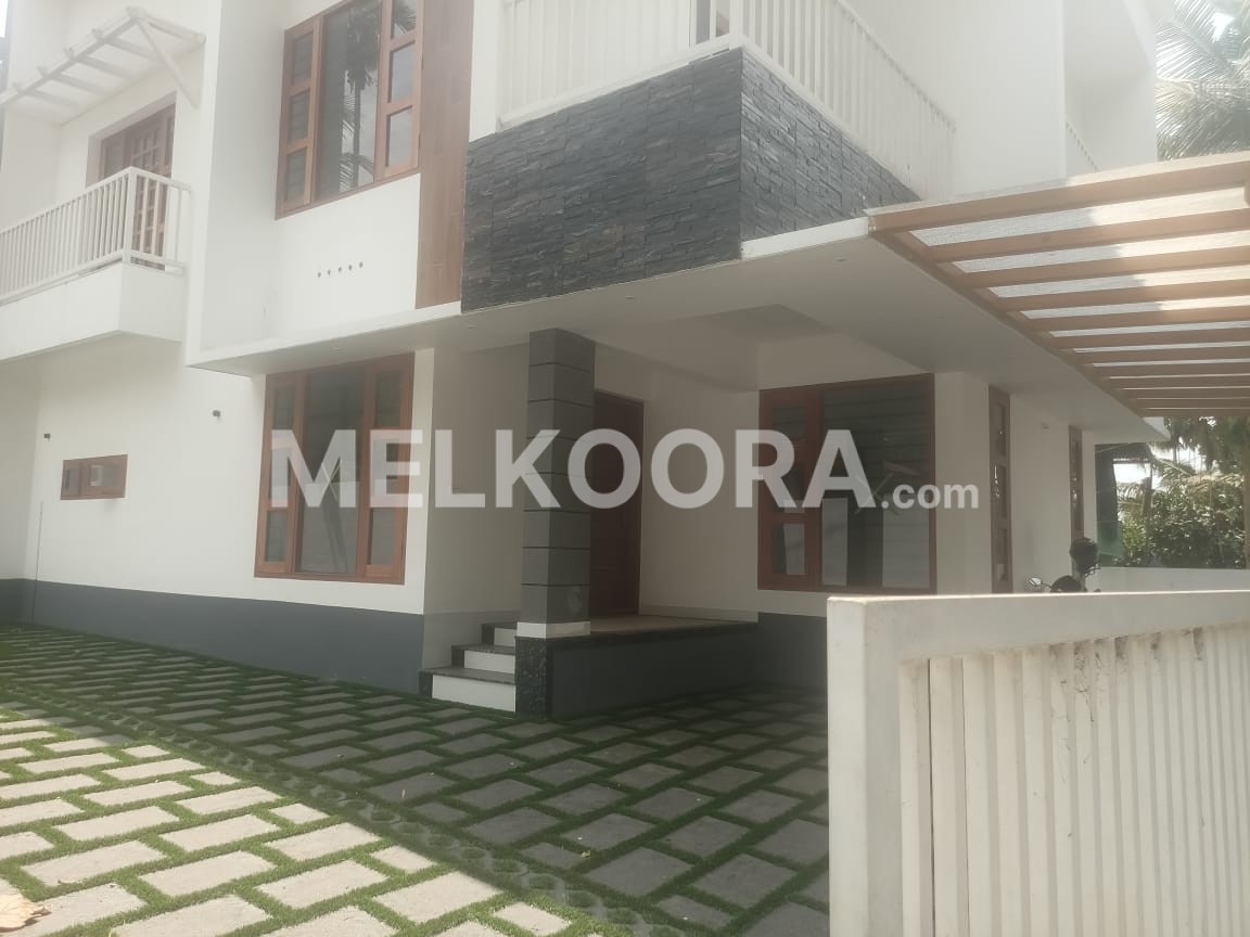 3BHK 1800Sqft Semi Furnished Gated Villa for Sale at Kakkanad for Rs 92Lakhs
