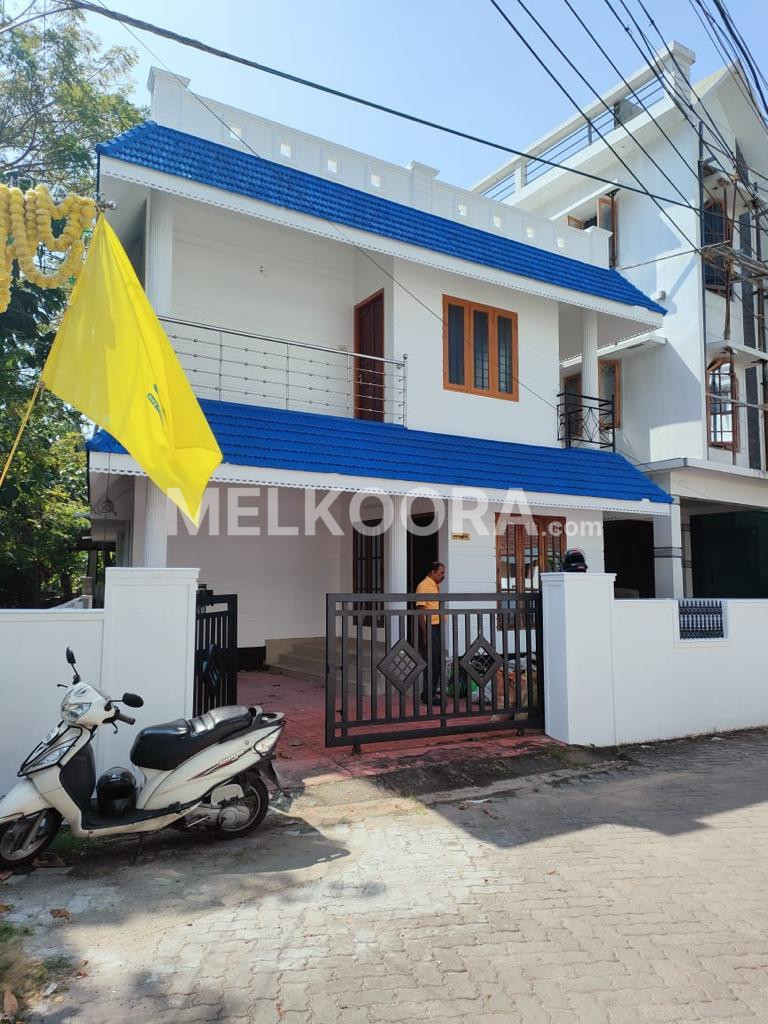 3BHK 1500Sqft Semi Furnished House for Sale at Kakkanad for Rs 76Lakhs