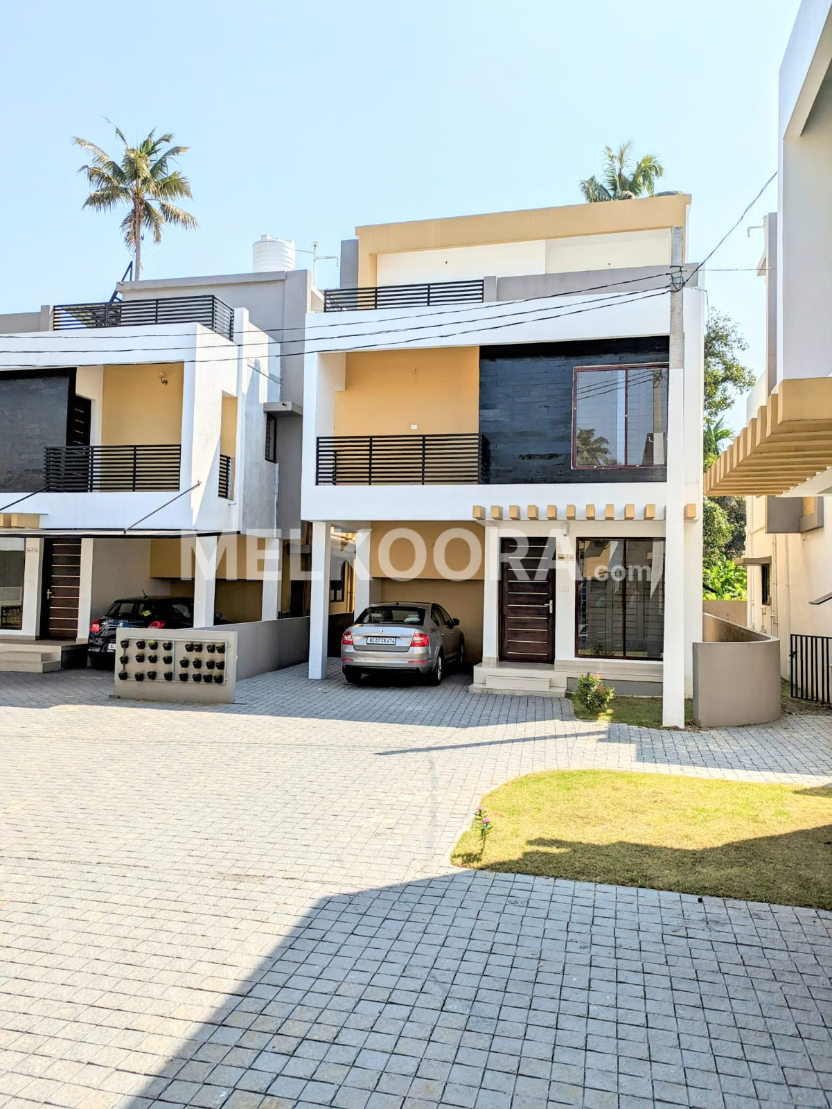 4BHK 1835Sqft Fully furnished Villa for sale at Eloor for Rs85Lakhs