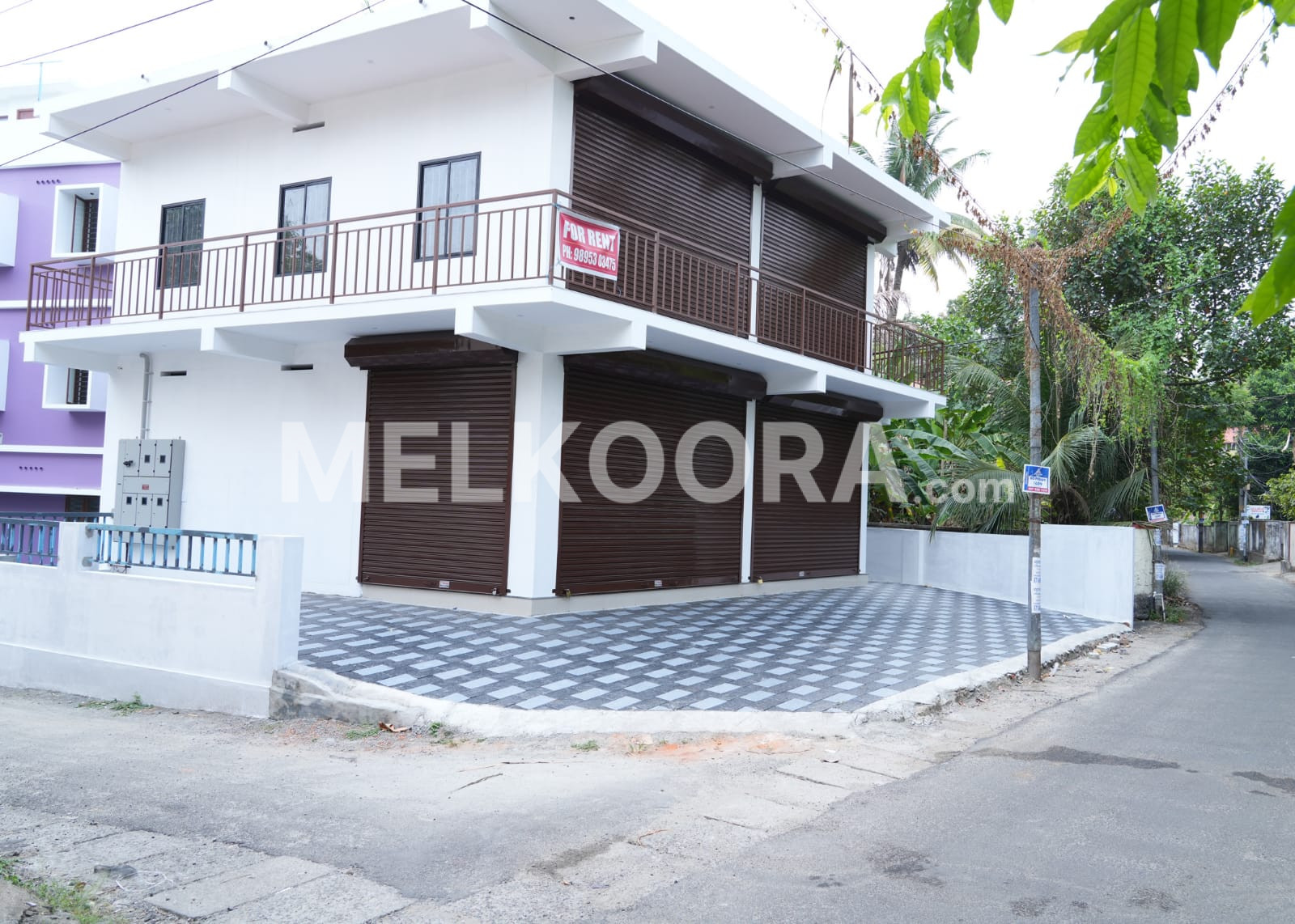 550Sqft Unfurnished Office space for rent at Chembumukku for Rs16000/month