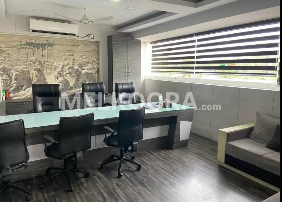 4650Sqft Semifurnished CommercialBuilding for Rent at Maradu for Rs36.5/Sqft