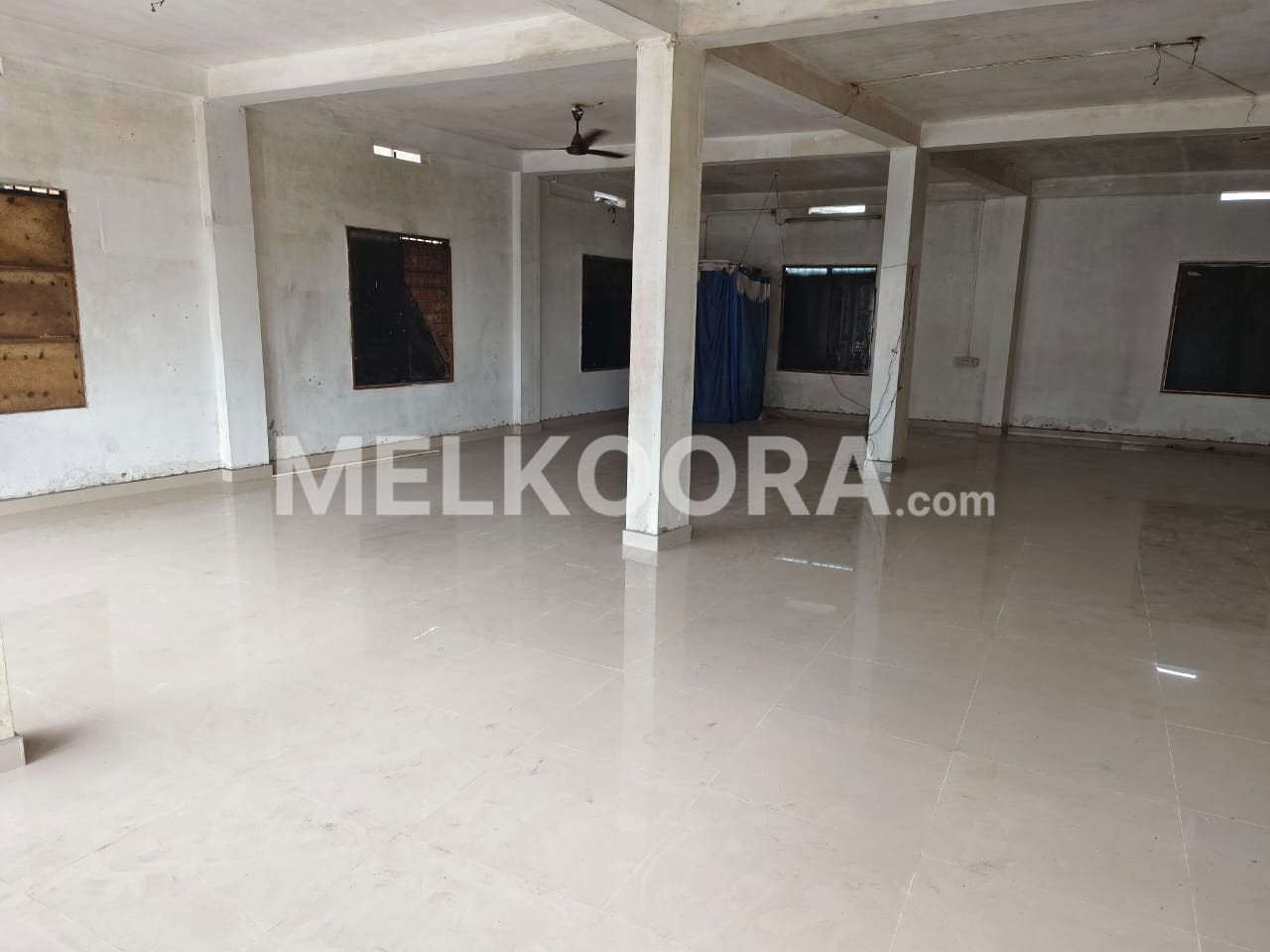 1100Sqft Unfurnished  Shop for Rent at Vazhakkala for Rs50000/Month