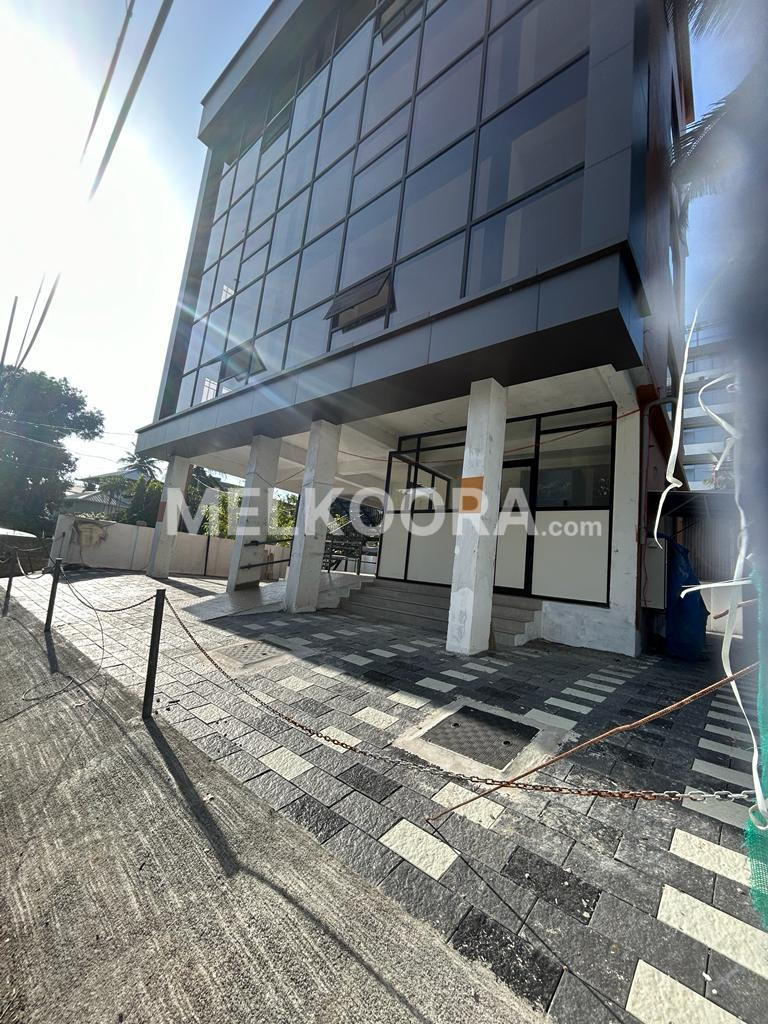 4000Sqft Semi furnished Office Space for Rent at Vytilla for Rs50/Sqft