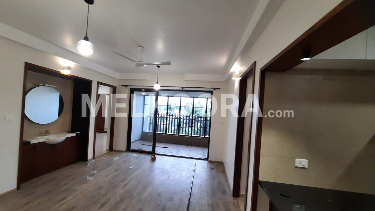 3BHK 2300Sqft Semi furnished Flat for Rent at Kadavanthra for Rs45000/Month