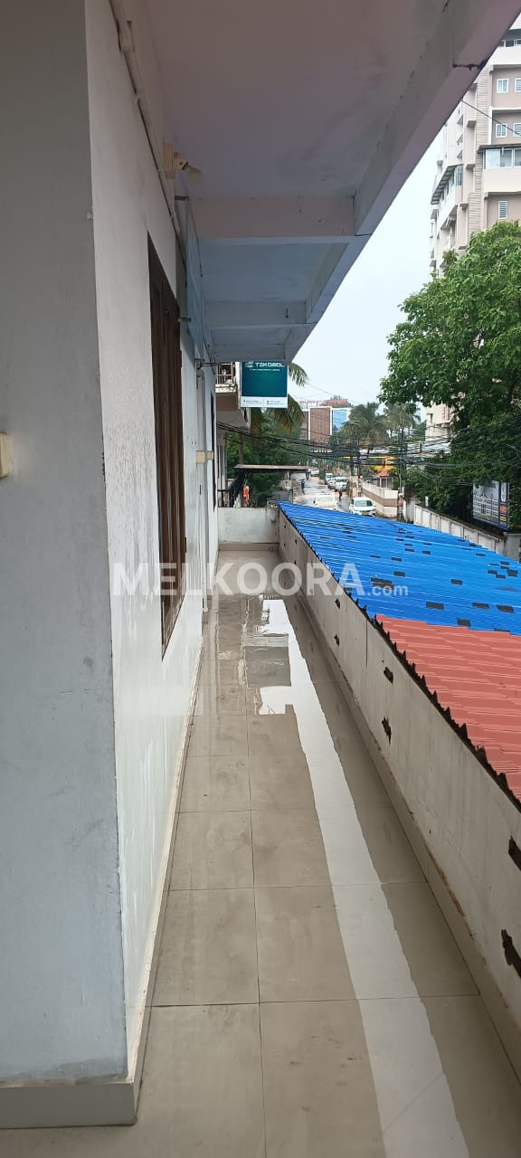 550Sqft office space for rent at Thrikkakara for Rs15000/month