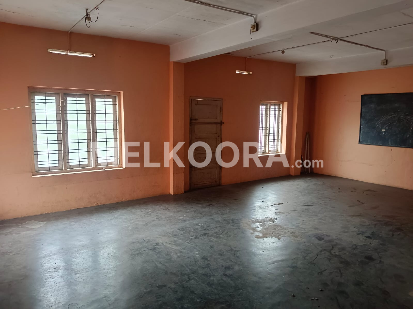 800Sqft Semi furnished office space for rent at Perumbavoor for Rs 20000/month