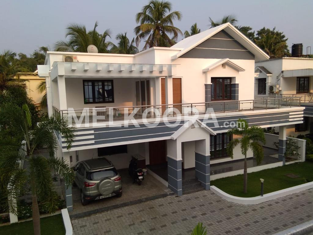 4BHK 2800Sqft Fully Furnished Gated Villa For Sale at Panangad For Rs 2.6Cr