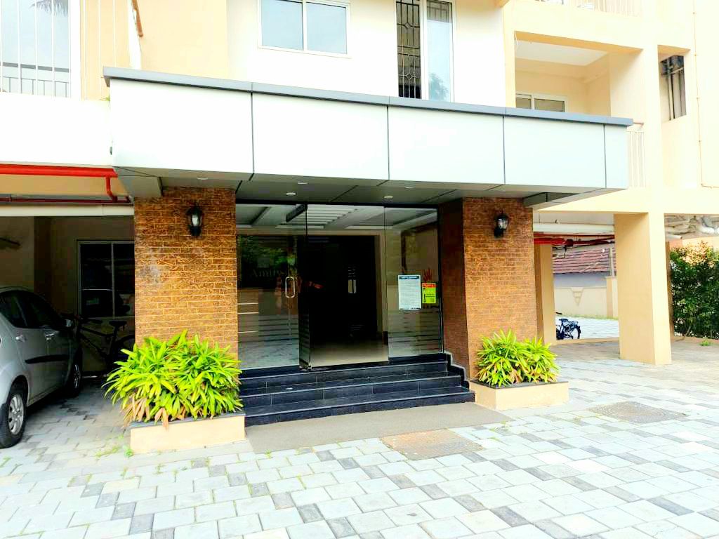 3BHK 1710Sqft Fully Furnished Flat For Sale at Amity Land Mark,Aluva For Rs 88Lakhs