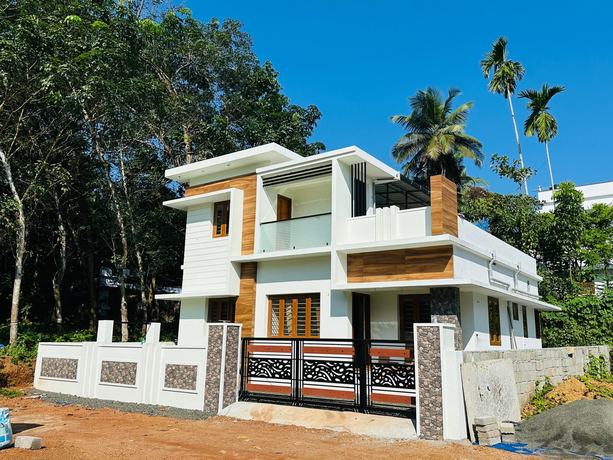 3Bhk 1200Sqft Semi Furnished House for Sale at Kureekad for Rs59Lakhs