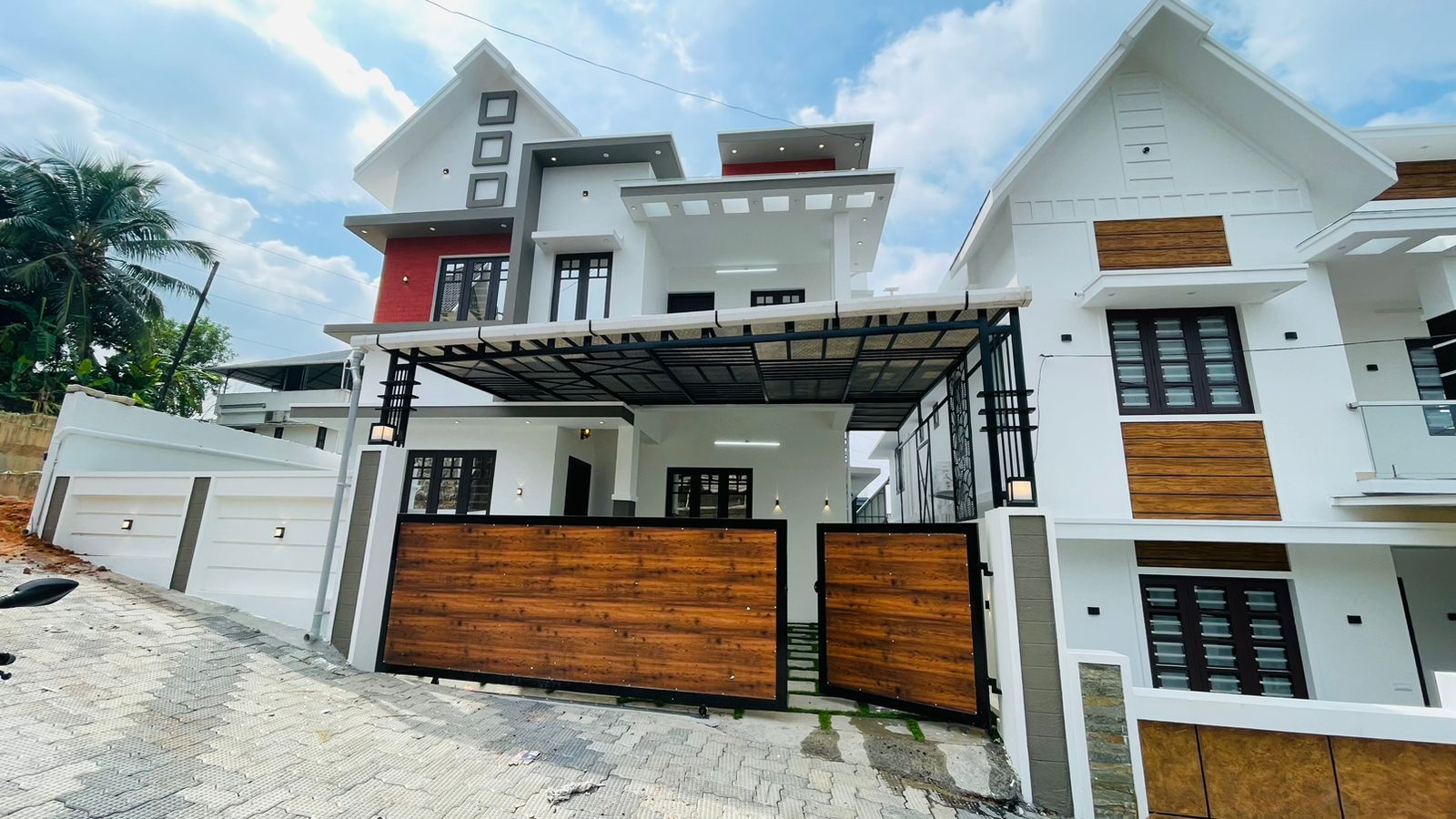 4BHK 2200Sqft Semi Furnished house for Sale at Kakkanad for Rs98Lakhs