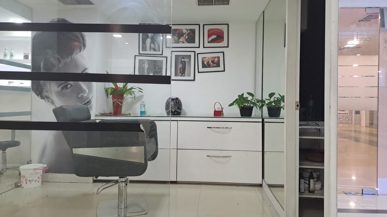 750Sqft Commercial Building for Sale at Edappally for Rs 15Lakhs