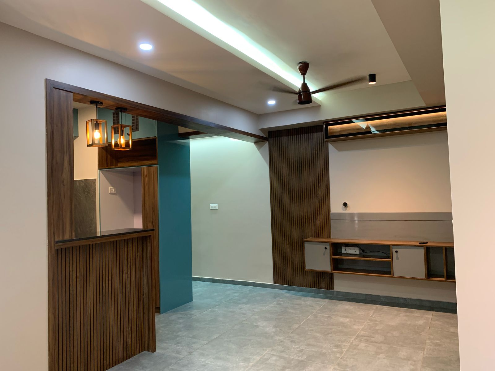 2BHK 850Sqft semi furnished house for rent at Vyttila for Rs36000/month