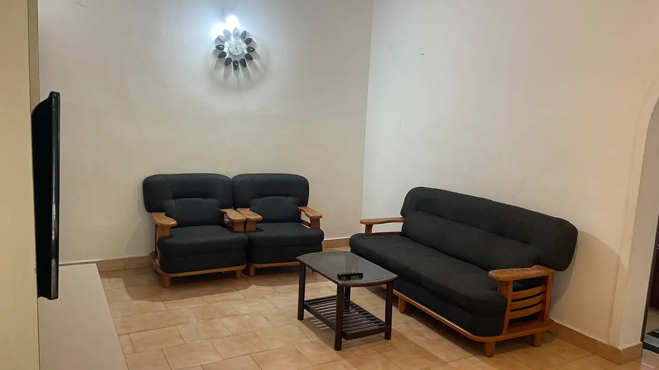 3BHK 1400Sqft Fully Furnished Flat for Rent at Vyttila for Rs 28000