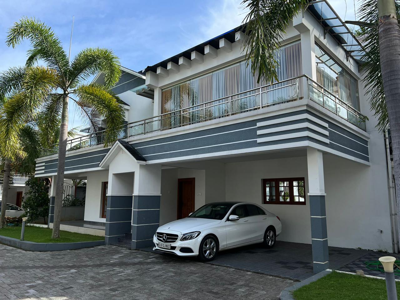 5BHK 3000Sqft Fully Furnished villa  for rent at Edappally for Rs 50000/month