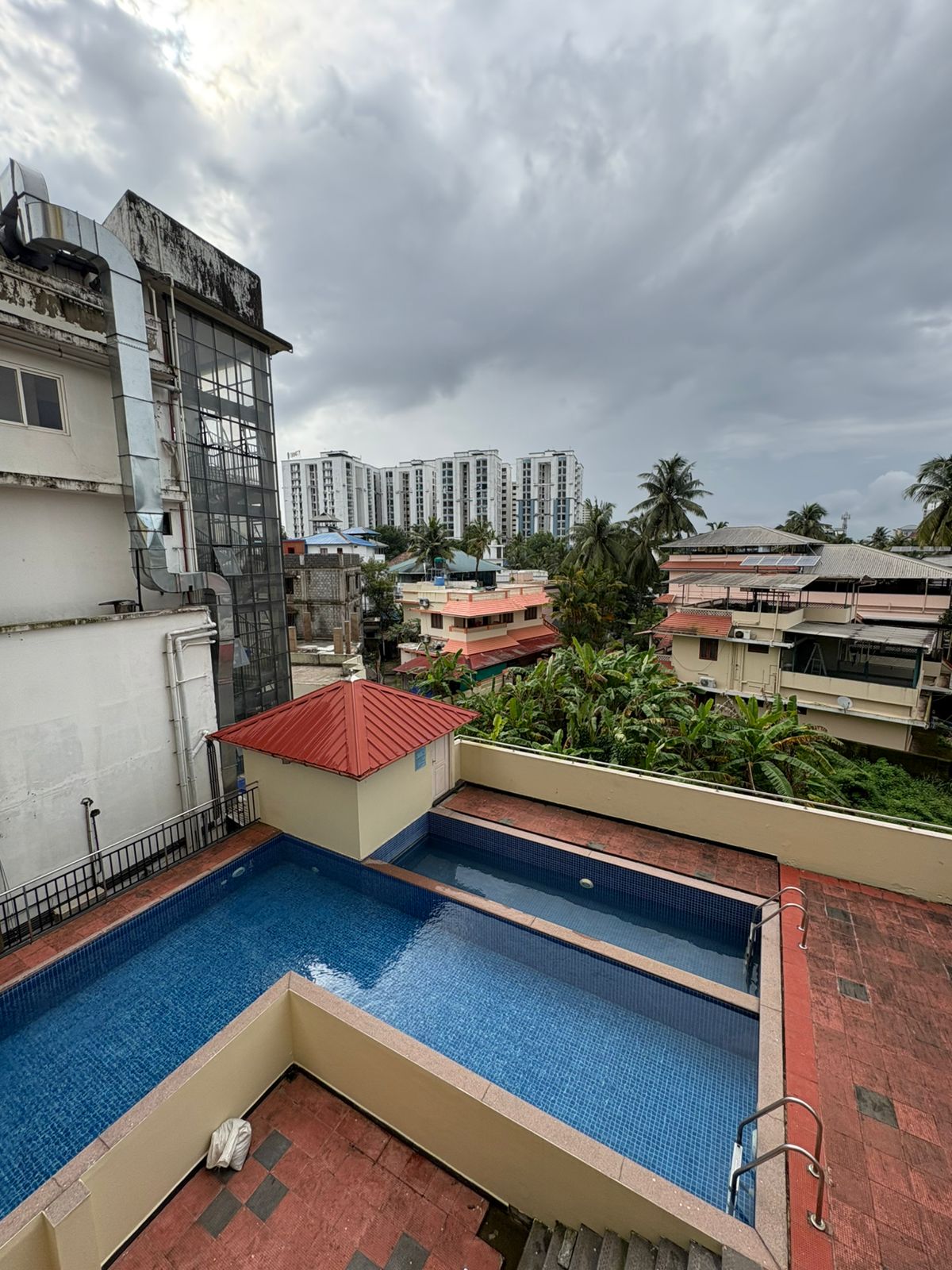 3BHK 1500Sqft Semi Furnished Flat for Rent at Edappally for Rs 28000/Month