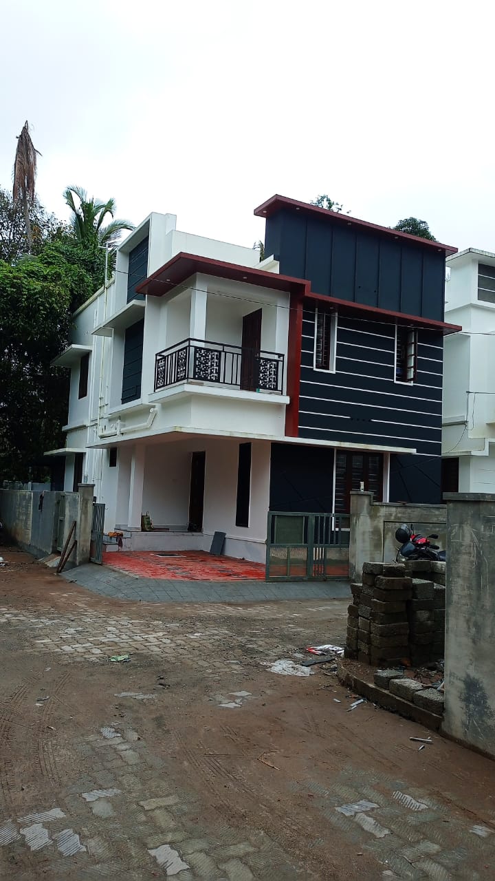 3BHK 1500Sqft semi Furnished house for Sale at Thrippunitthura for Rs 65L